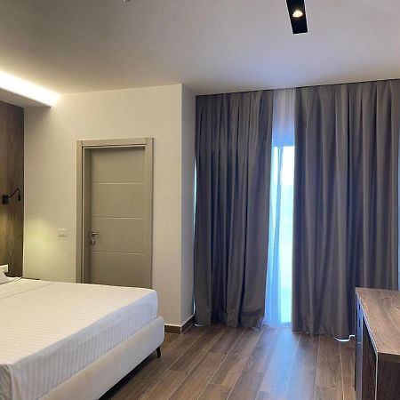 Hotel Rean Golem (Tirana) Exterior photo