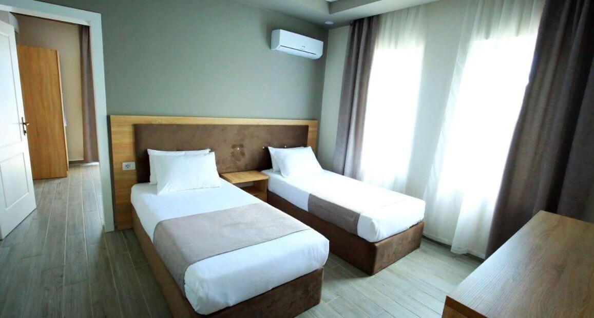 Hotel Rean Golem (Tirana) Exterior photo